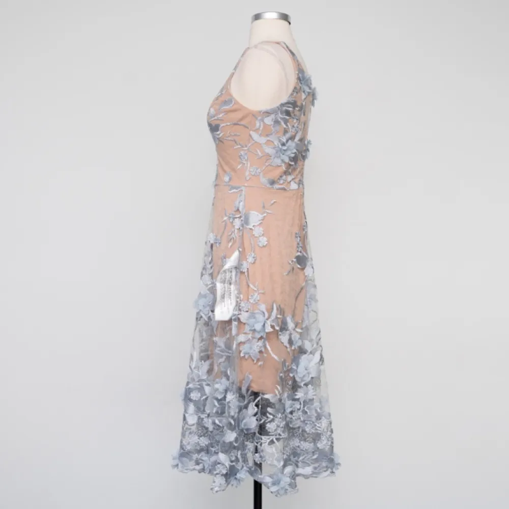 Dress the Population. Audrey Floral Midi Dress. - Image 6