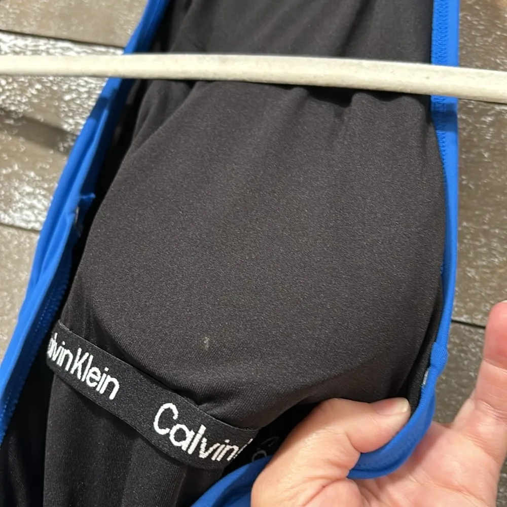 Calvin Klein halter cobalt blue swimsuit with built in shelve bra size 8 NWOT - Image 7