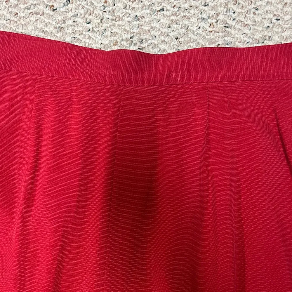 Elegant Red Button - Image 7