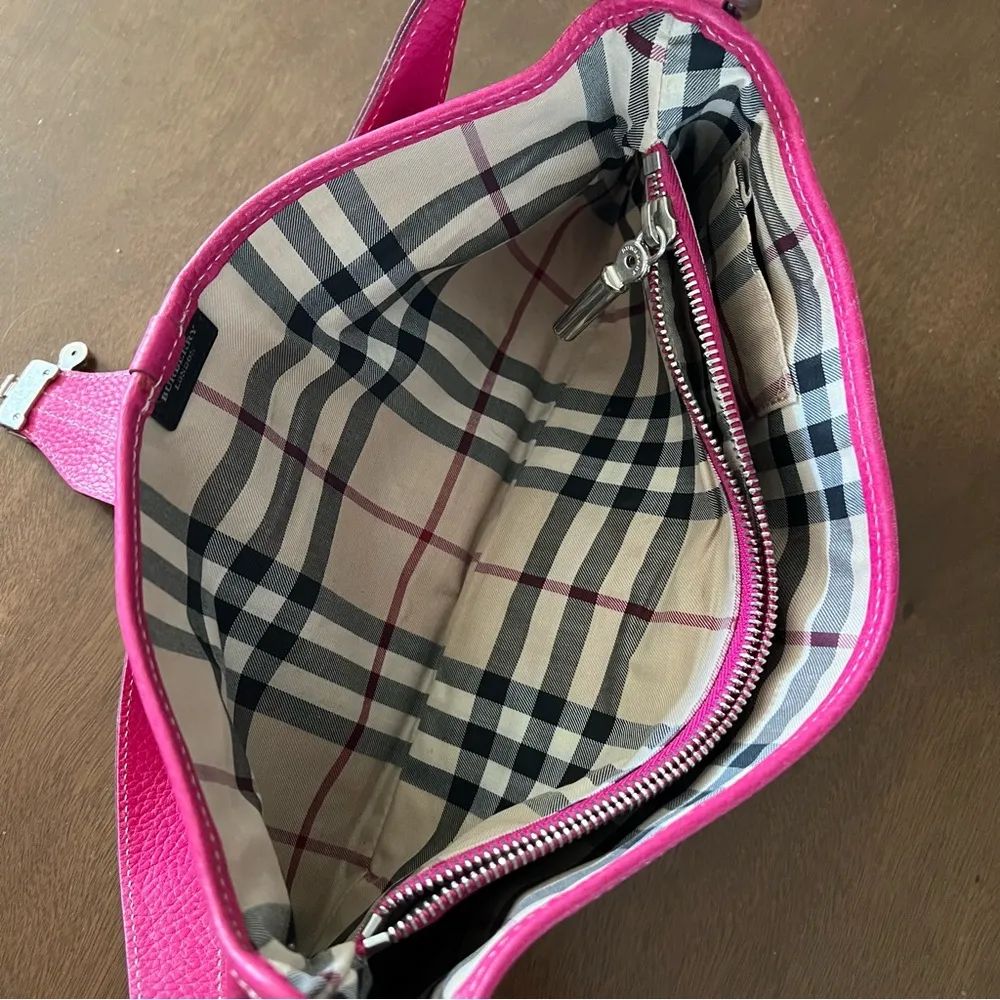 Women’s Burberry Pink Leather Shoulder Baguette Bag Plaid Liner Silver Hardware - Image 6