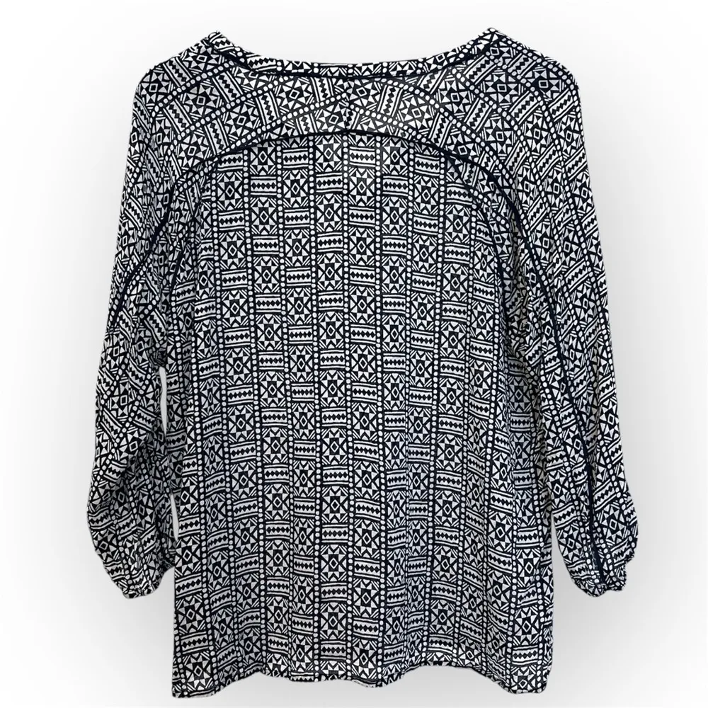 John Robshaw x Lucky Brand batik top, geometric pattern blue and white, sz M Size M - Image 4