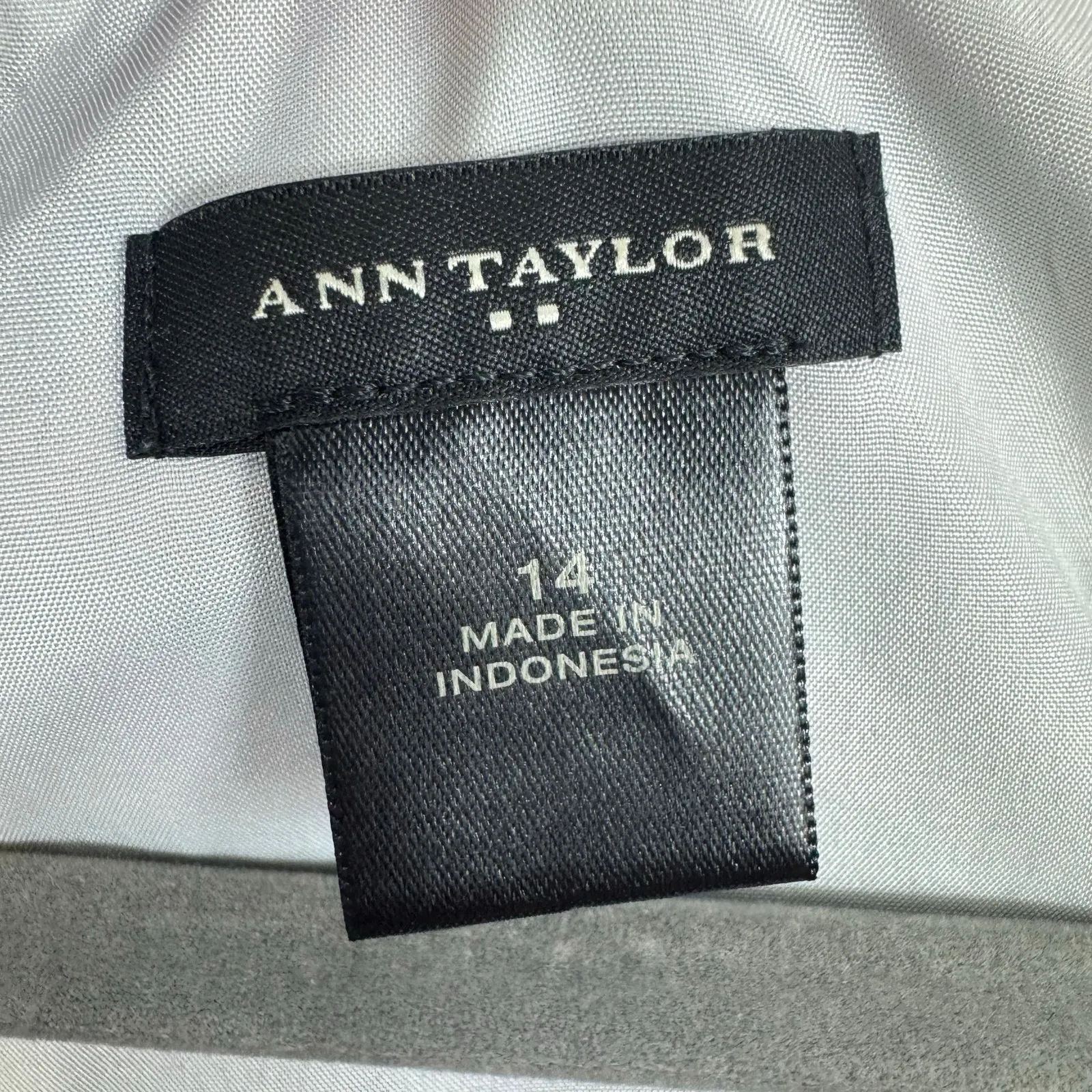 Ann Taylor Colorful Striped Sleeveless V-Neck Above Knee Light Lined Dress 14 - Image 6