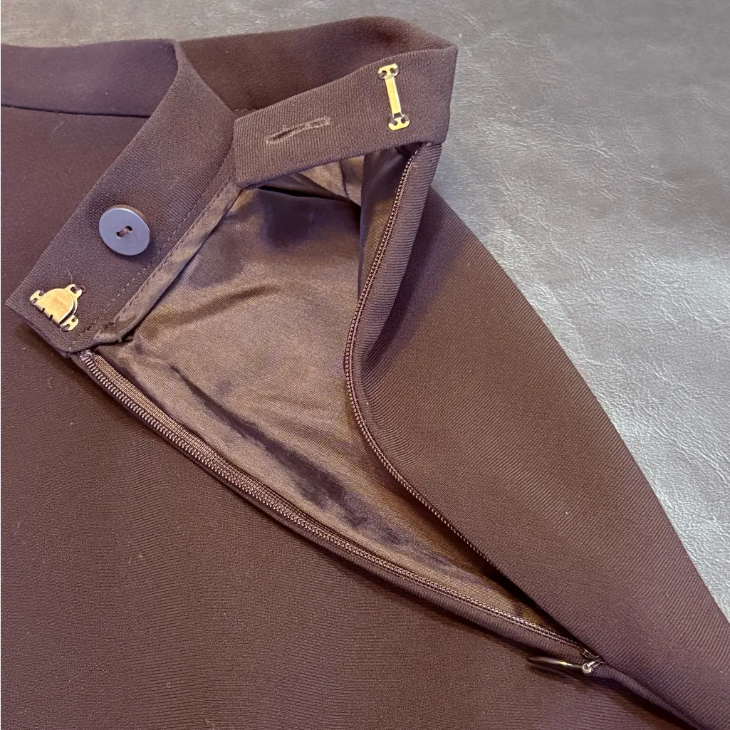 Ann Taylor Black Pencil Skirt with small side slit. Side zip, hook & button. 4P - Image 6