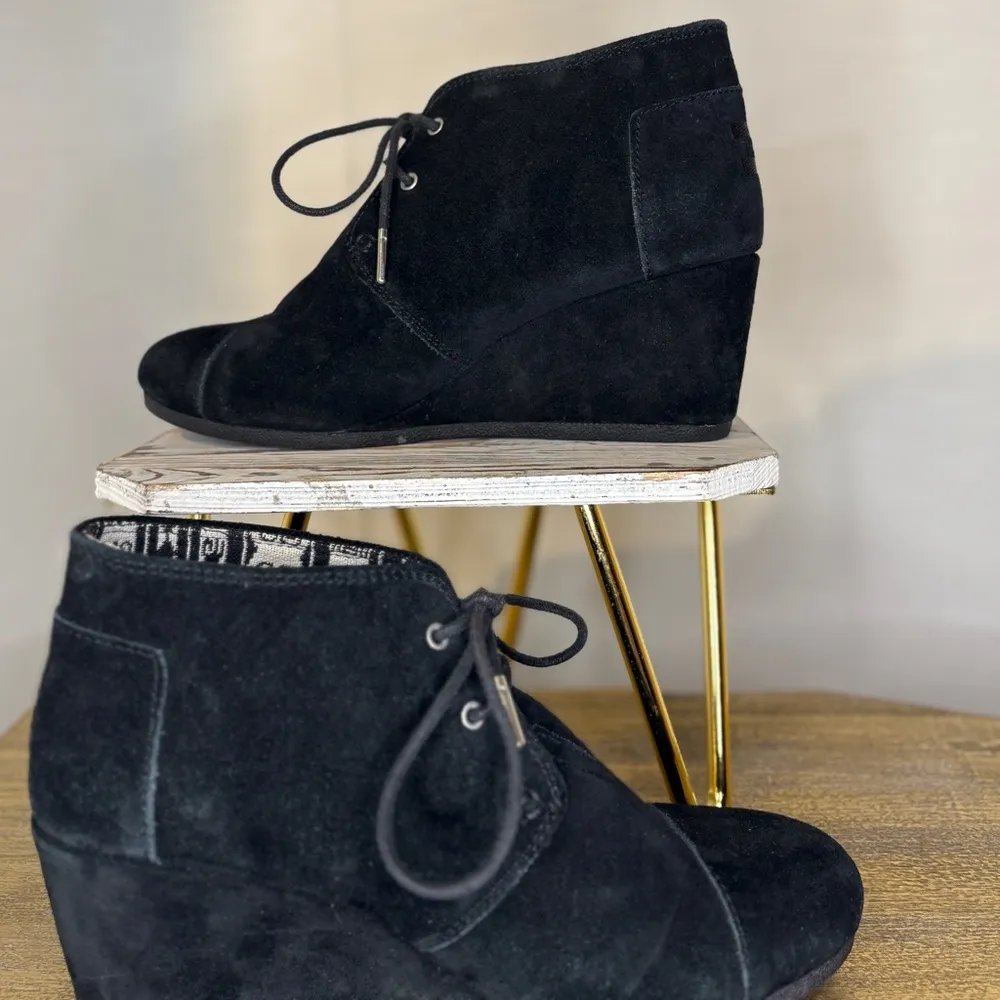 Toms Black Suede Wedge Booties Size 10 - Image 2