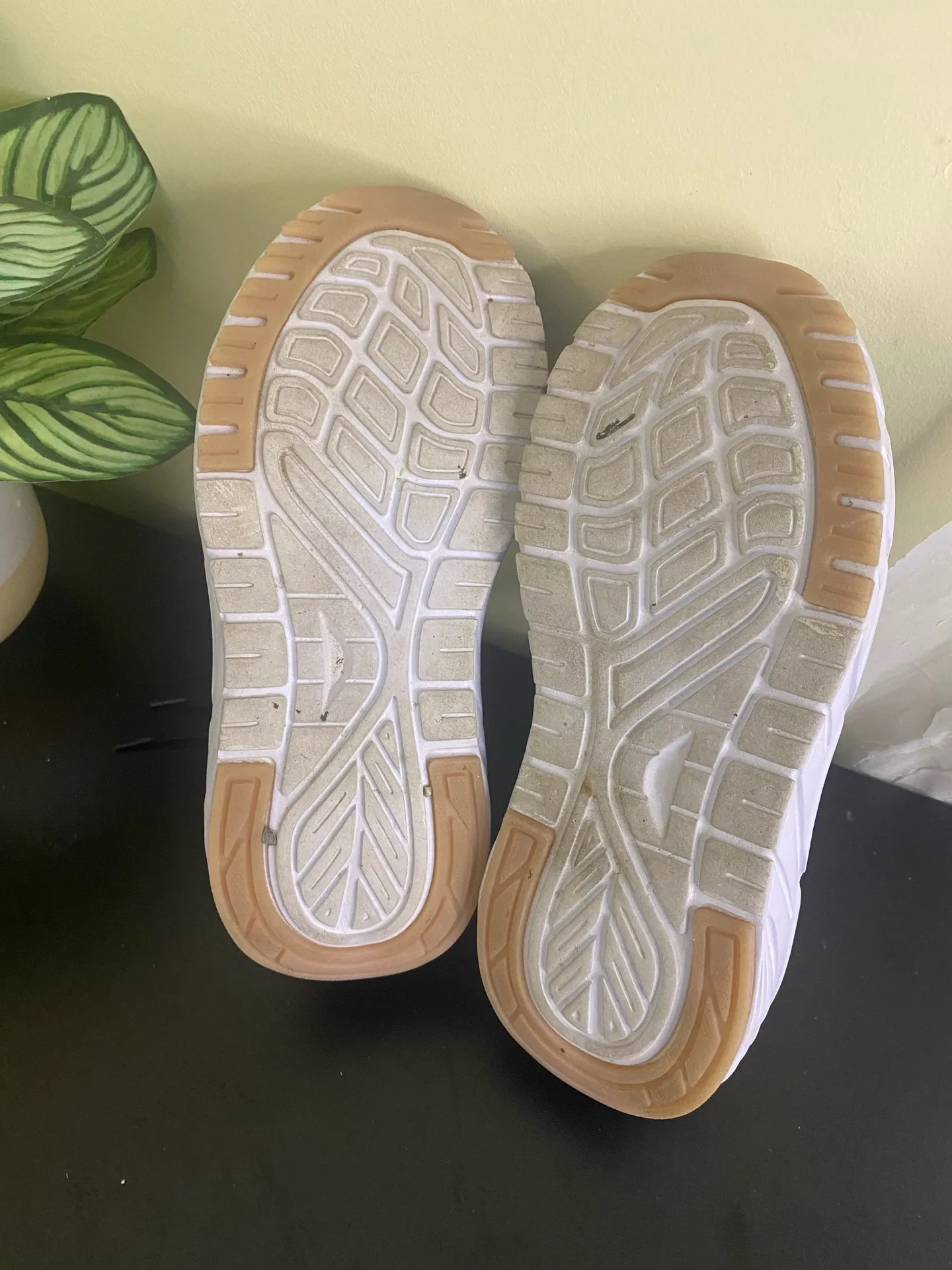 U.S.POLO ASSN. GIRLS BLACK LIGHTWEIGHT SNEAKERS SHOES SLIP-ON Womens Size 7.5 - Image 8