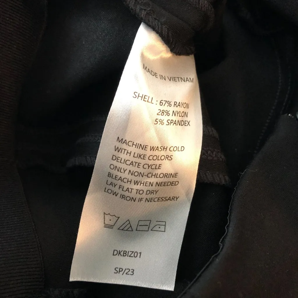 Quince Womens Ultra-Stretch Ponte Pintuck Ankle Pant Black S - Image 6