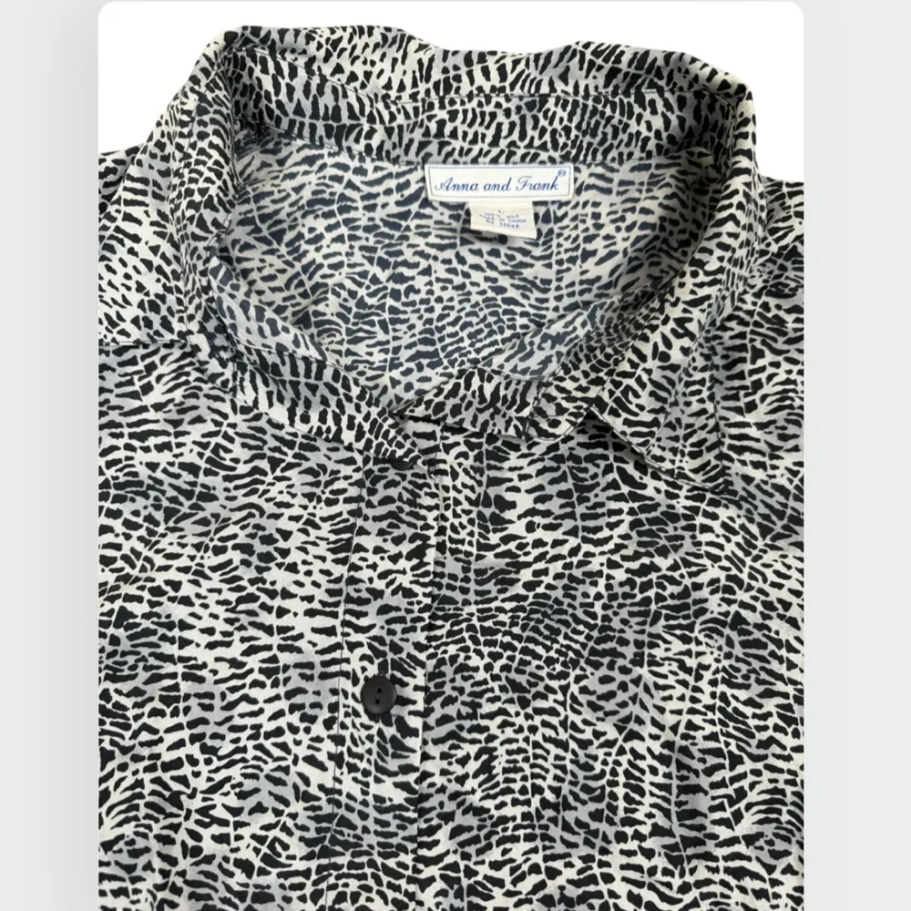 Anna & Frank Vintage 100% SILK Animal Print Long Sleeve Button Down Shirt Large Black - Image 6