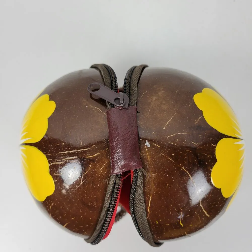 Vintage KC Hawaii Real Coconut Shell Handbag Coin Purse Hand Painted Flower - Image 9