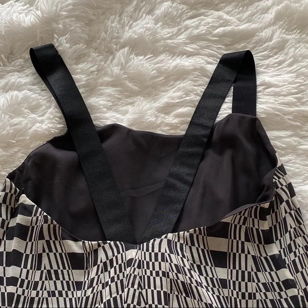 Club Monaco Sleeveless Shift Dress - Image 3