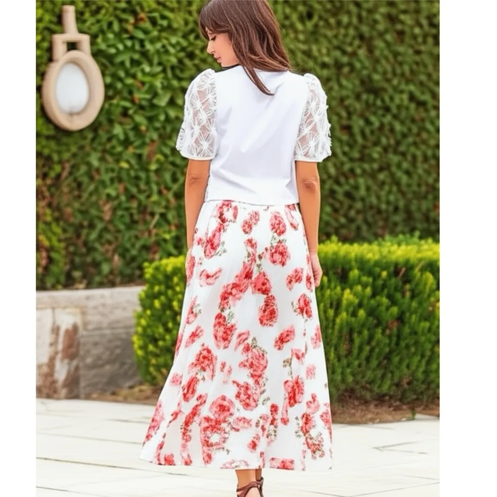 SOUTHERN GRACE White Blossoms Short Puff Sleeve Blouse Cottage Coastal Chic - Image 2