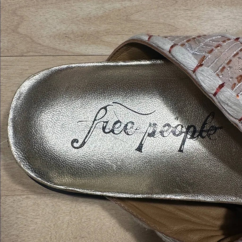 Free People Wildflower Crossband Sandals Sz 39.5 (8.5) - Image 9