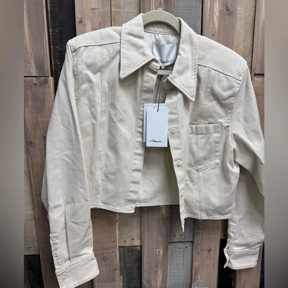 Denim Cropped Shirt with Shoulder Pads - Image 5