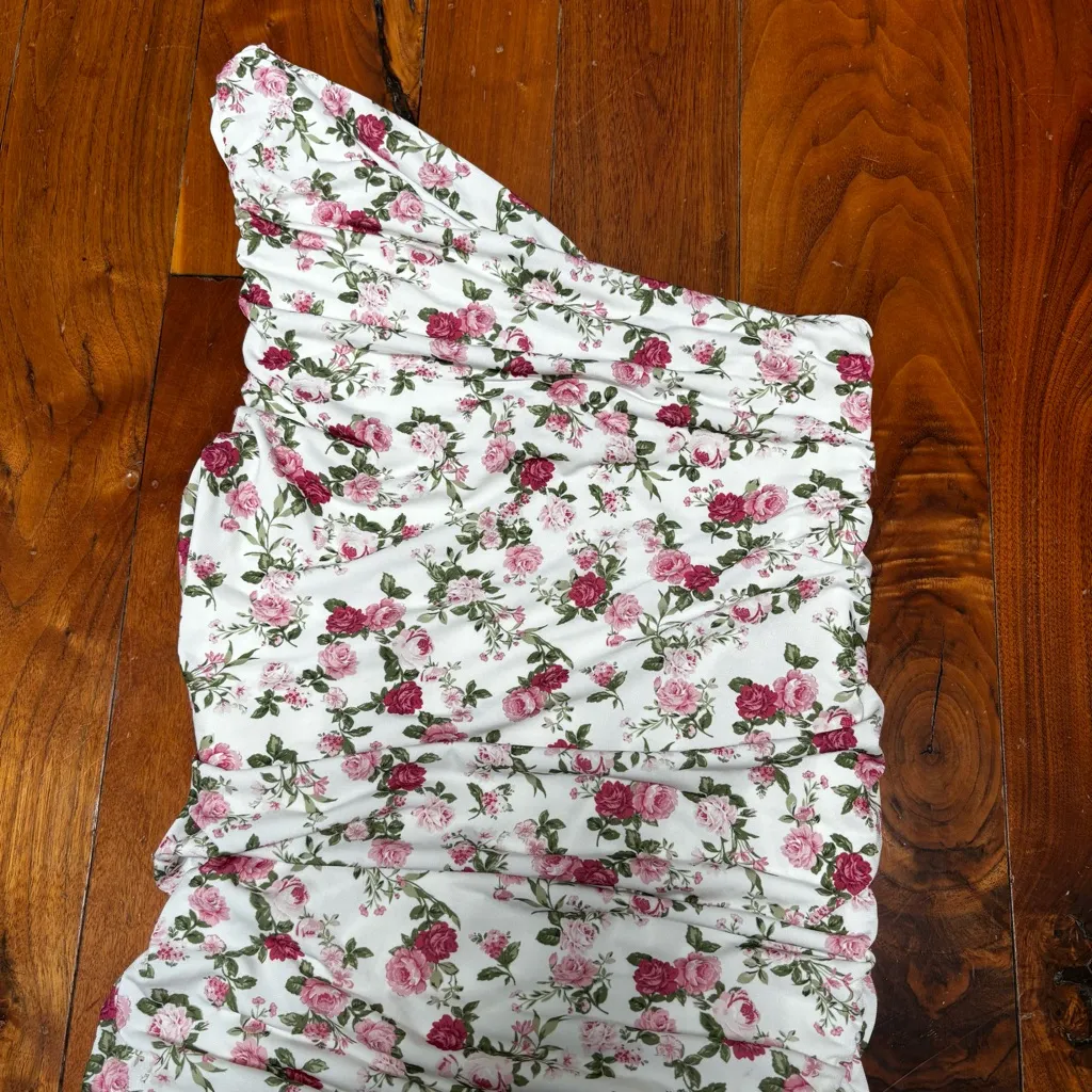 Club L Late Night Pink Floral Print Ruched One Shoulder Midi Dress 6 White - Image 5