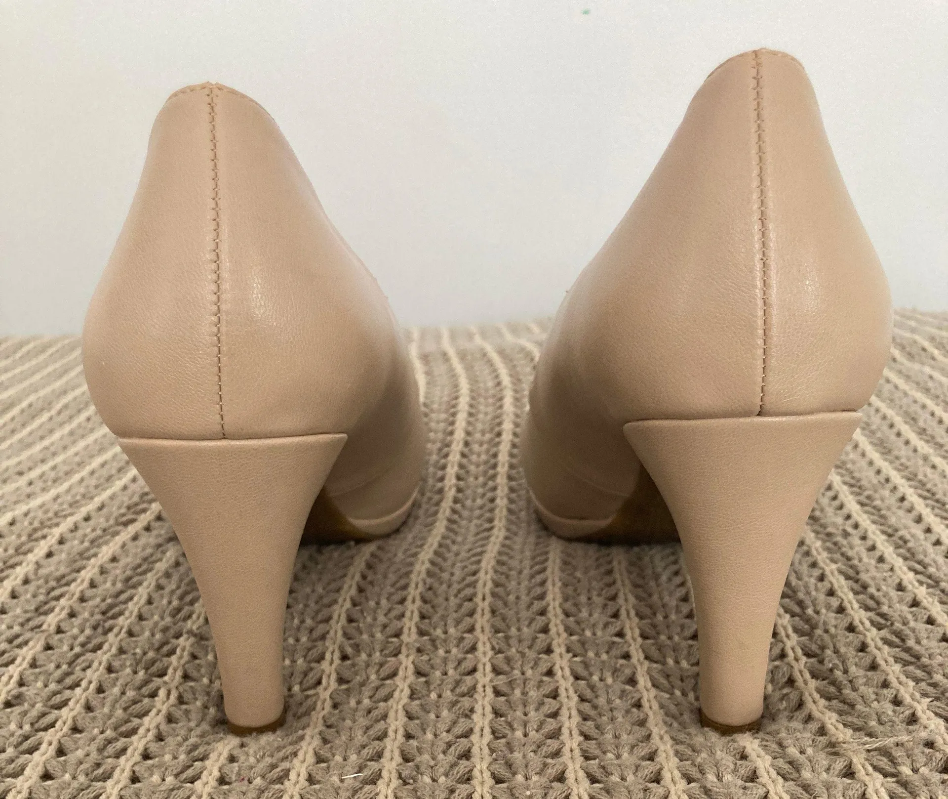 Naturalizer Nude Heels - Image 4