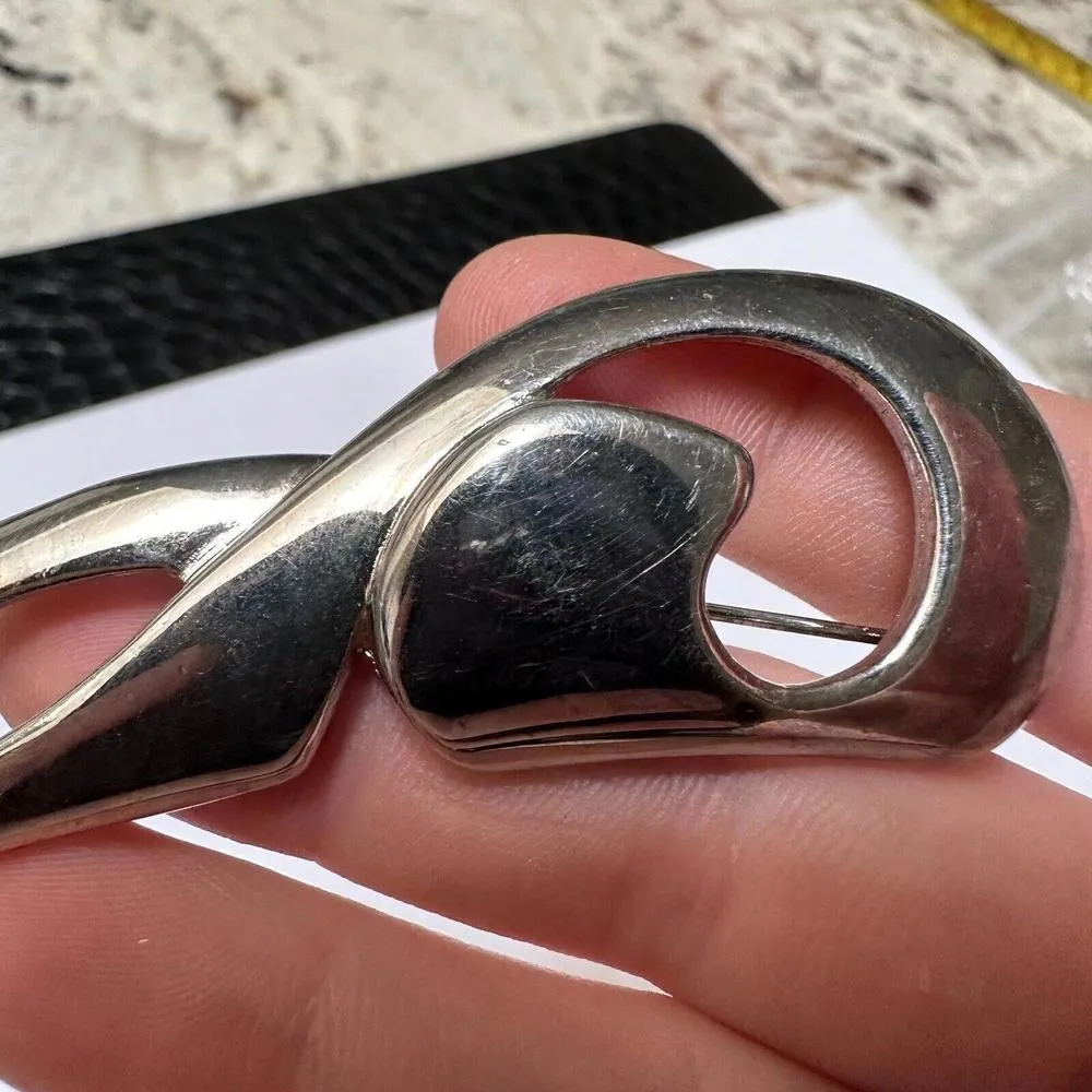 Givenchy Signed Vintage Silver Tone Brooch Pin Flawed - Image 4