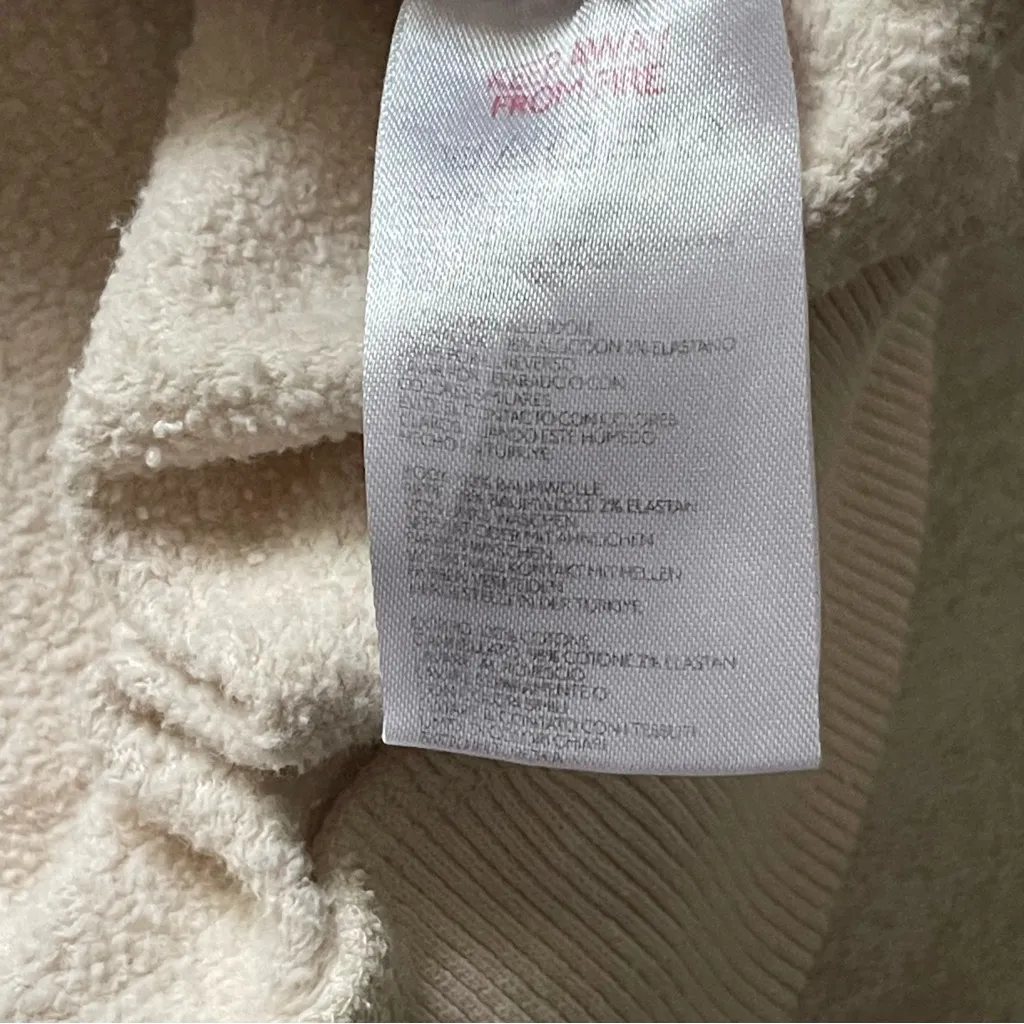 Urban Outfitters Cream Crewneck Sweater with Ribbed Cuffs - Image 7