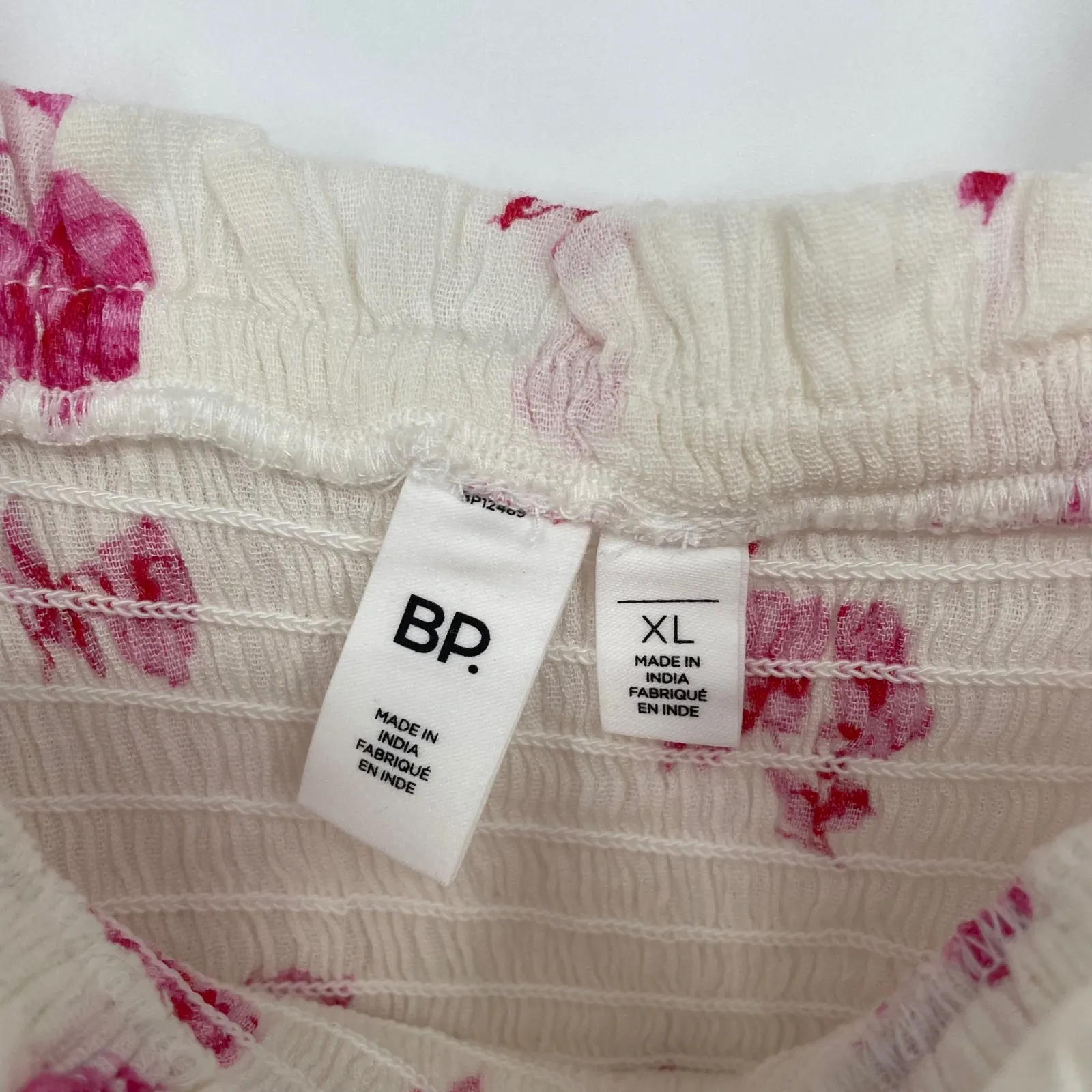 BP Smocked Floral Crop Top White Pink Square Neck Tank Size XL - Image 3