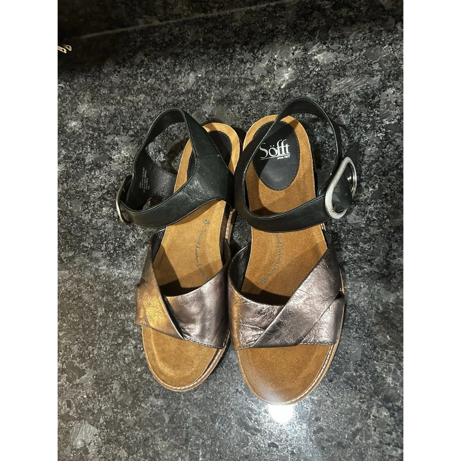 Sofft Women's Black Pewter Leather Bayo Sandal Ankle Strap Large Buckle Size 11 - Image 3