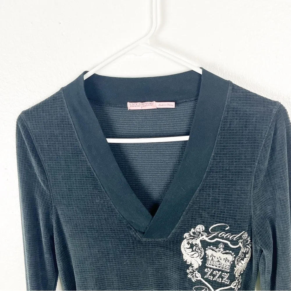 JUICY COUTURE Gray V-Neck Graphic Long Sleeves Nightshirt, Size Small - Image 6
