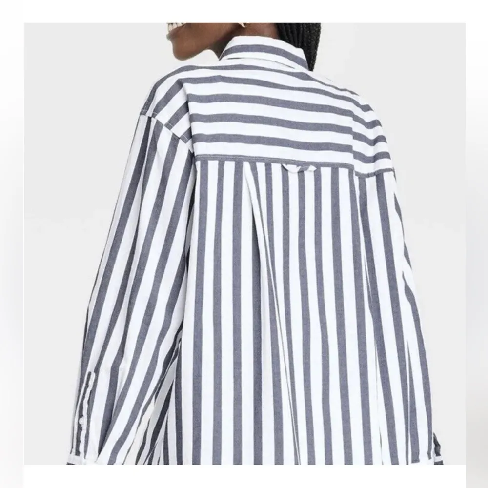 Chic Striped Button-Up Shirt - Image 2