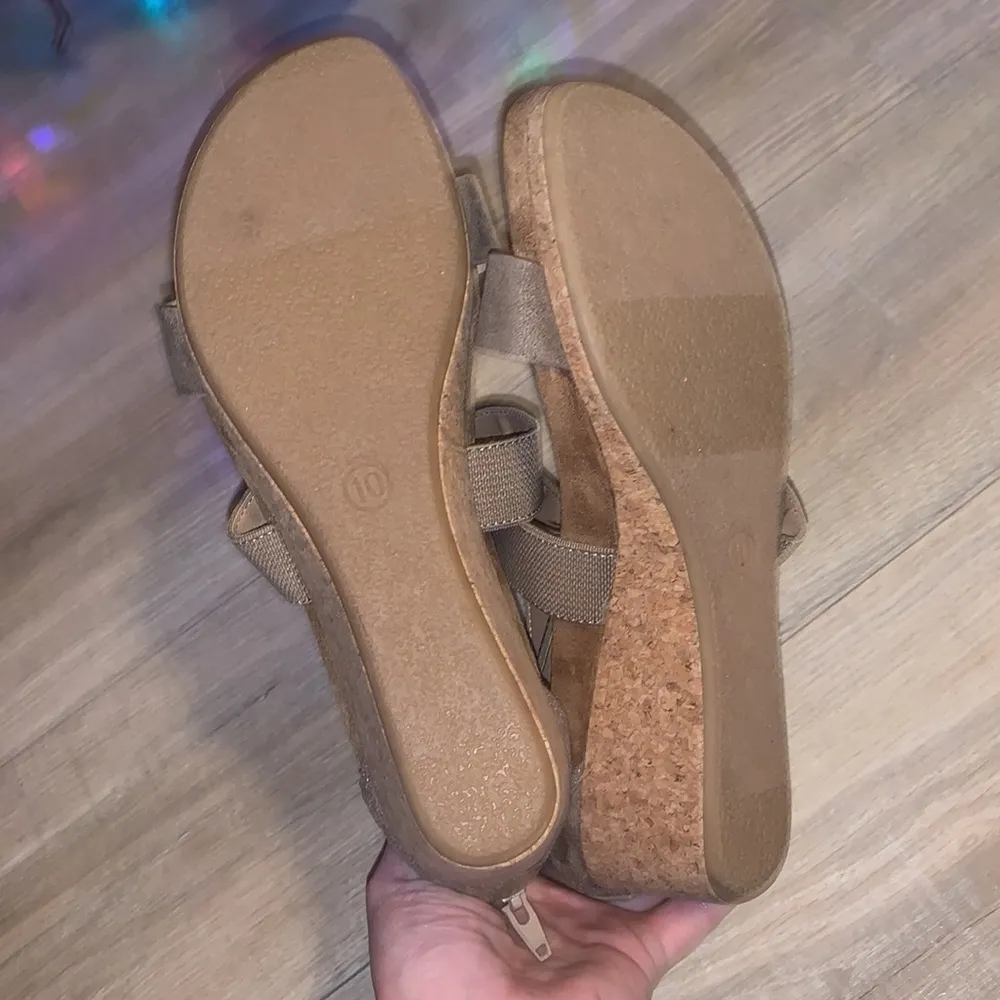 Universal Thread Brown strappy low heel wedges - Image 6