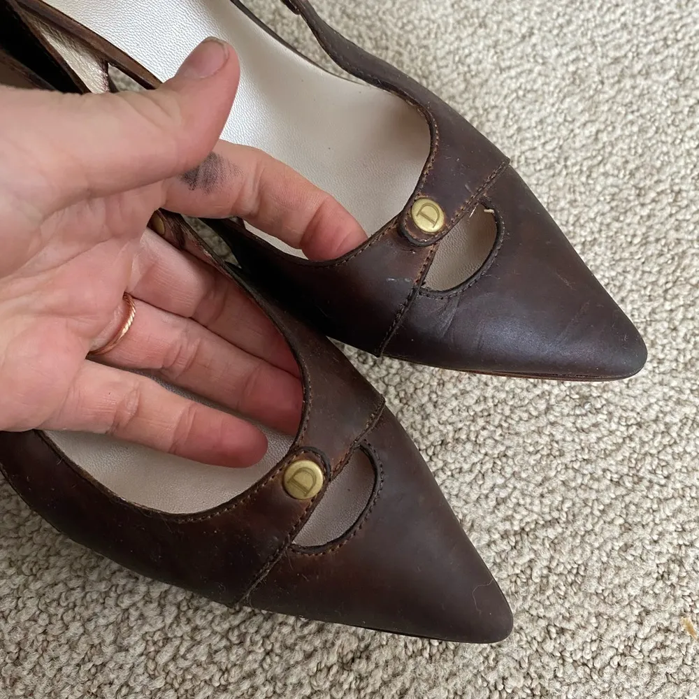 Authentic Dior Escar12 Marron Clair pointed toe leather pumps - Image 3