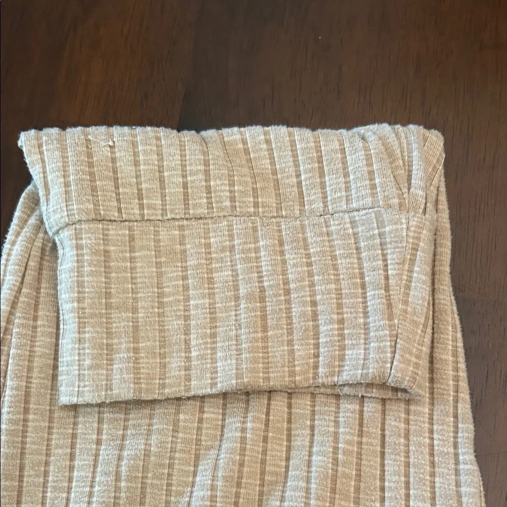 Joyspun Women's Ribbed Pajama Pants in Tan. Size Medium (8 - Image 5