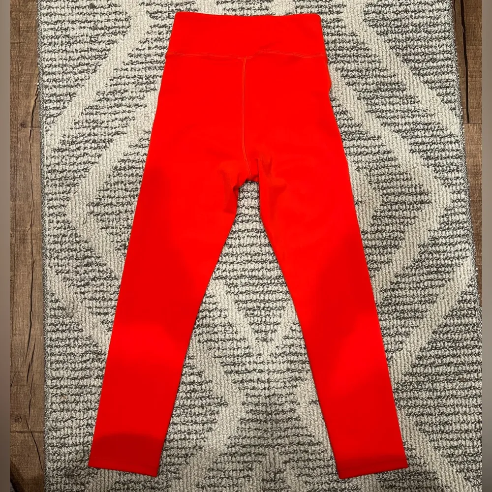 Revolve Lovewave  leggings - Image 3