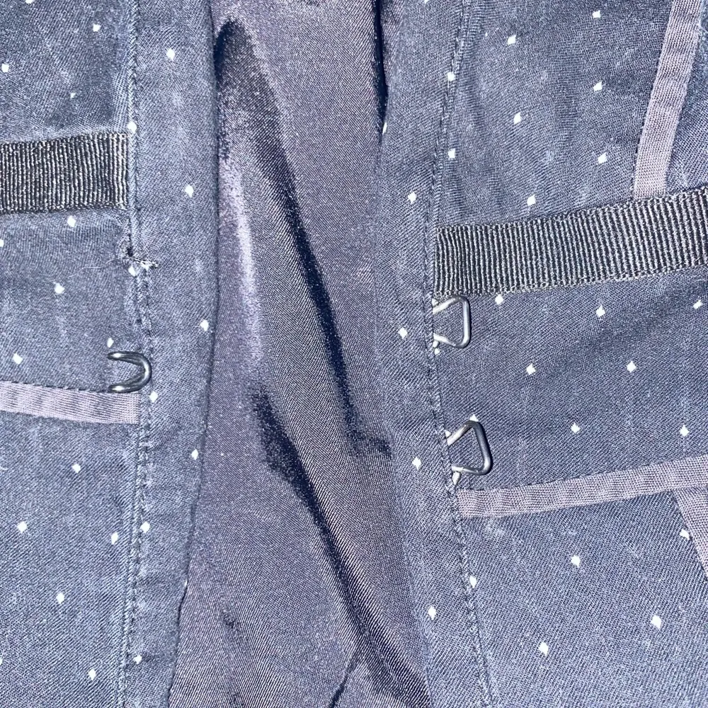 BCBGMaxAzria pant suit size 6 - Image 6