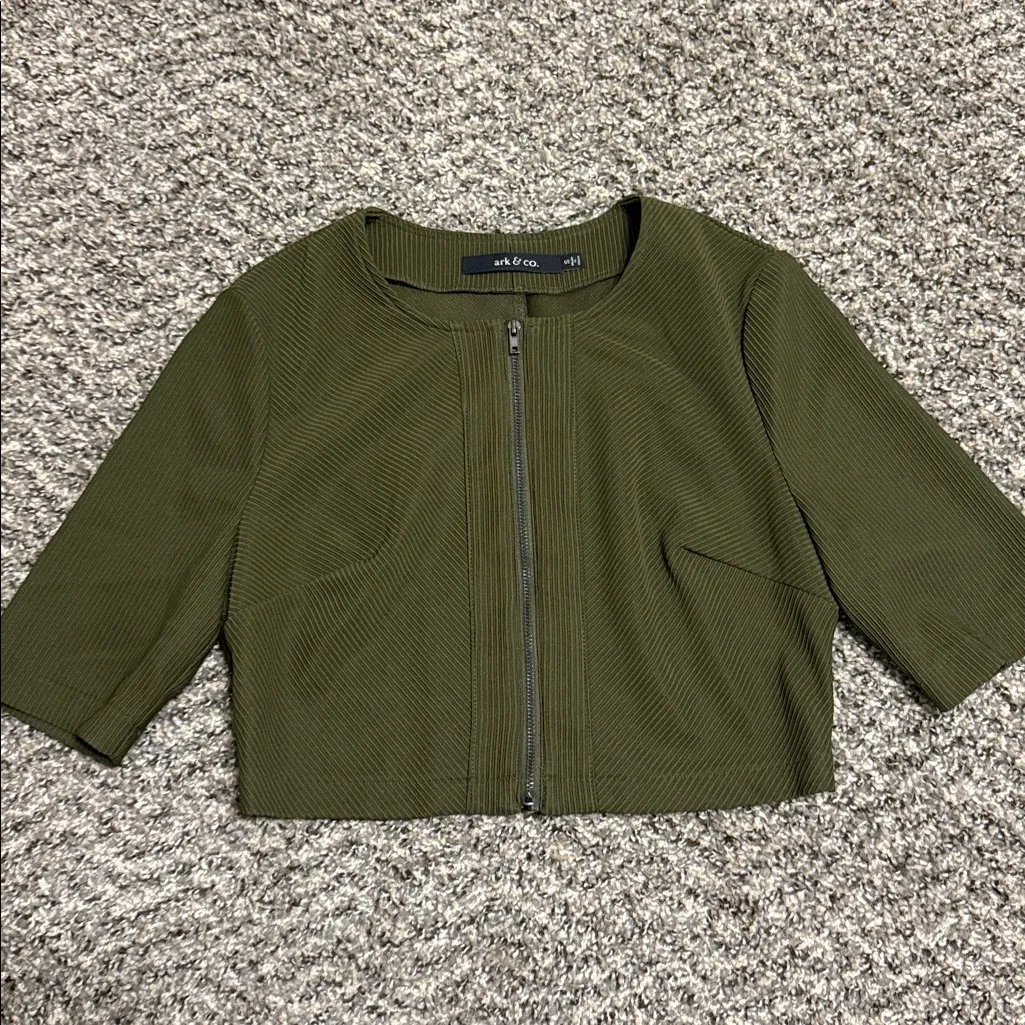 Ark & Co Olive Green Cropped Jacket - Image 2