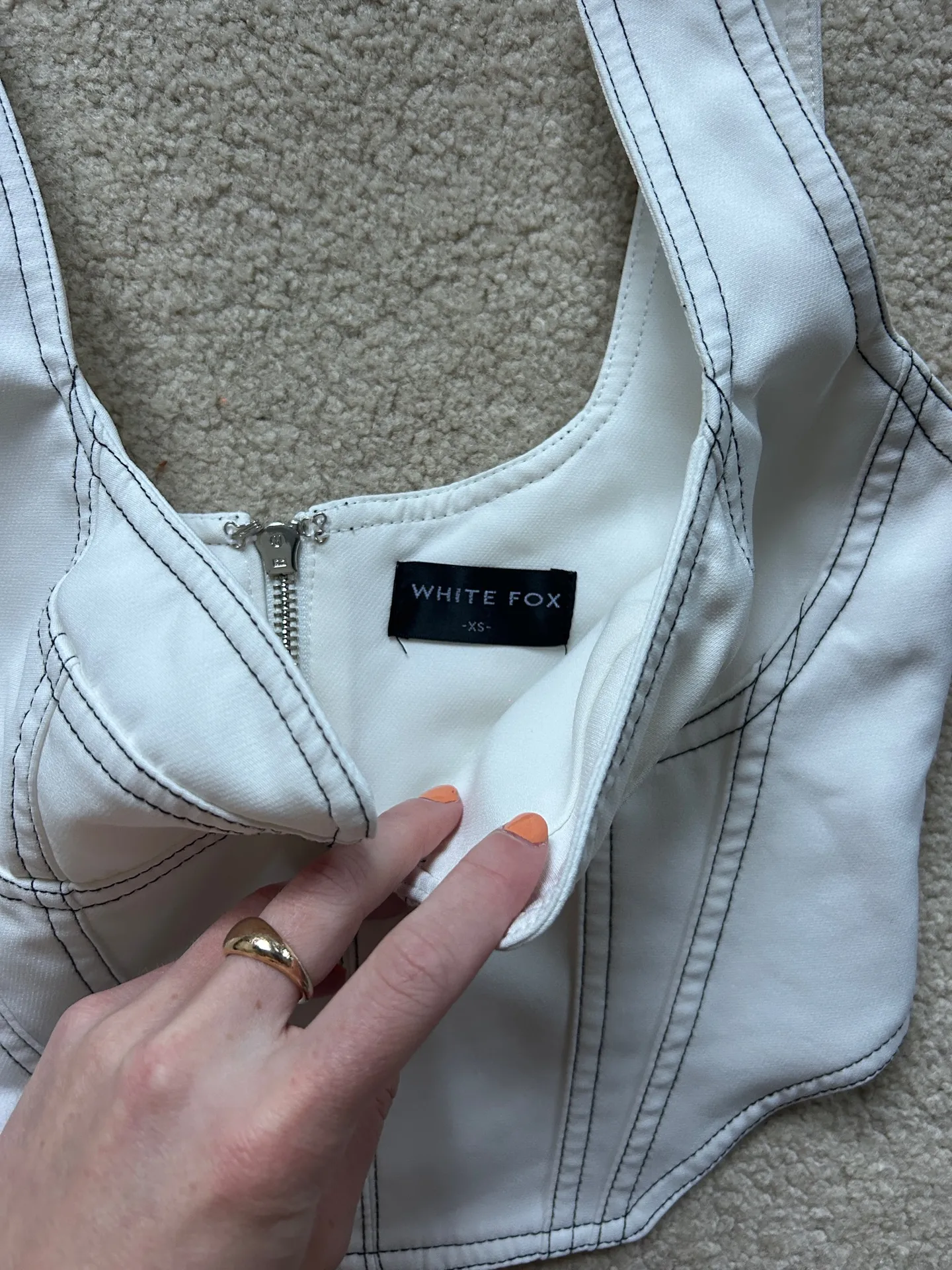 White Fox Corset Top Boutique - Image 3