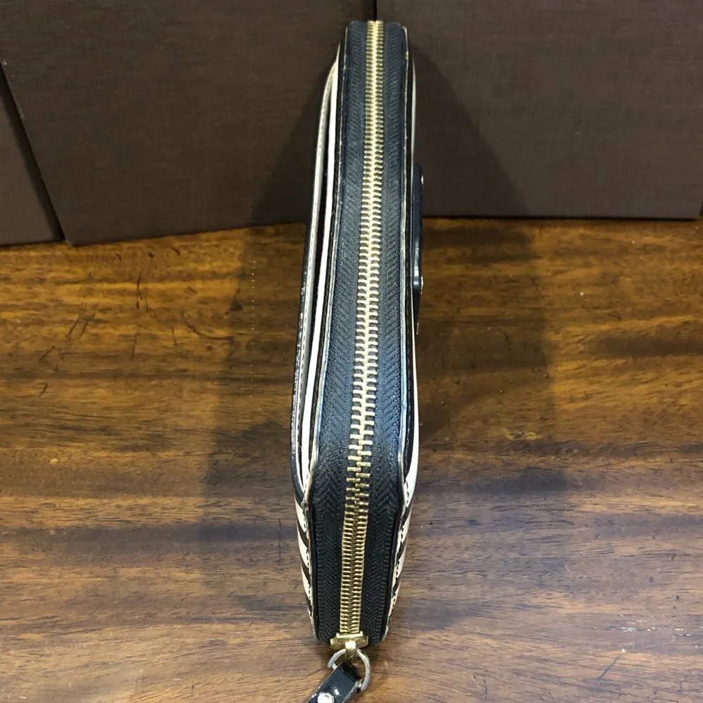 KATE SPADE Wellesley Rachelle Striped Patent Leather Full Zip Continental Wallet - Image 6