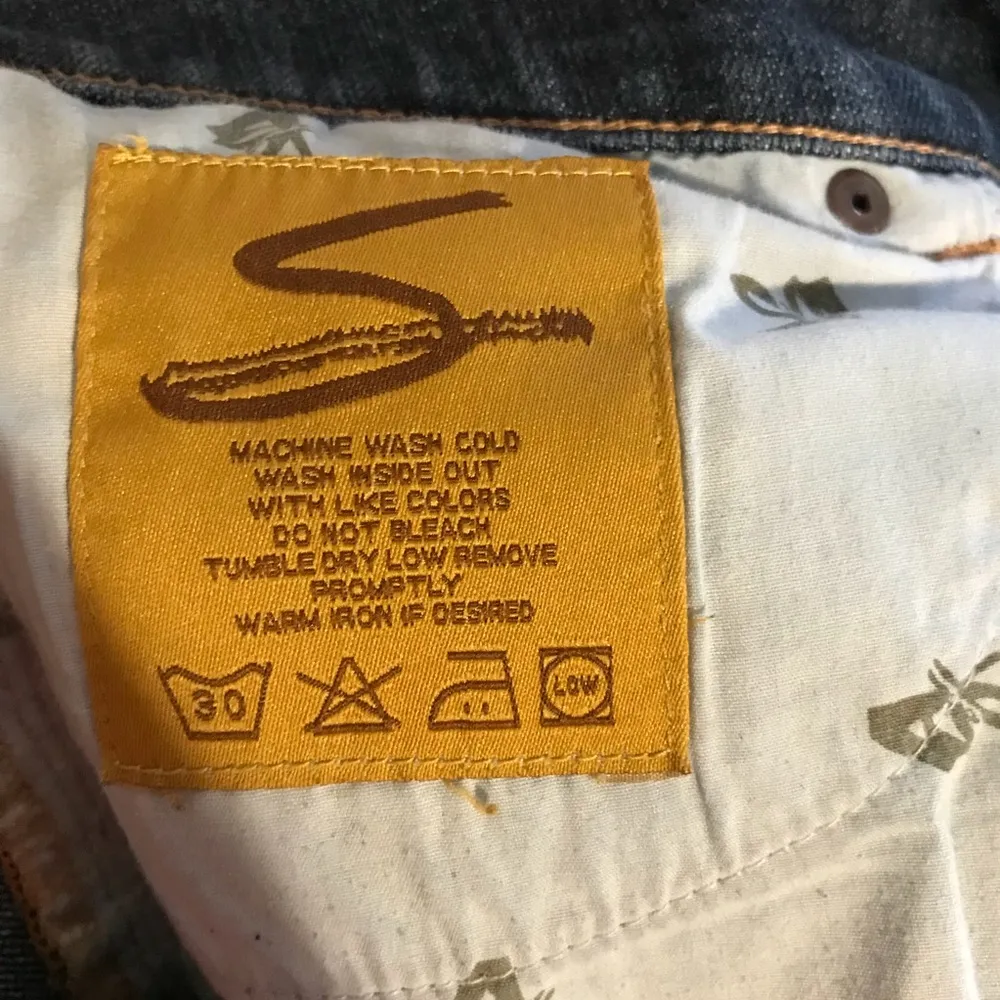 Seven7 Jeans Bootcut Dark Wash Five Pocket Zip Fly w/ 2 Buttons Sz 14 GUC - Image 7