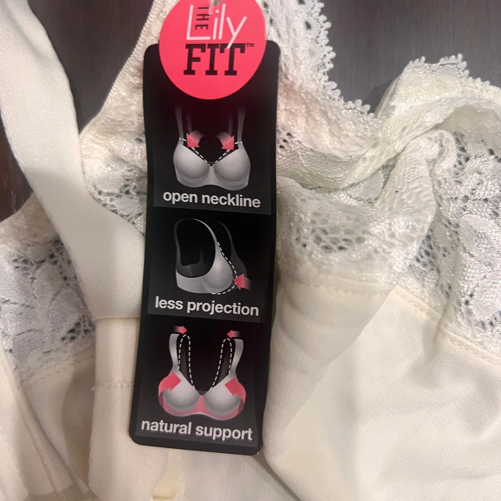 NWT Lilyette Cream Underwire Minimizer Bra Sz 38DD - Image 2