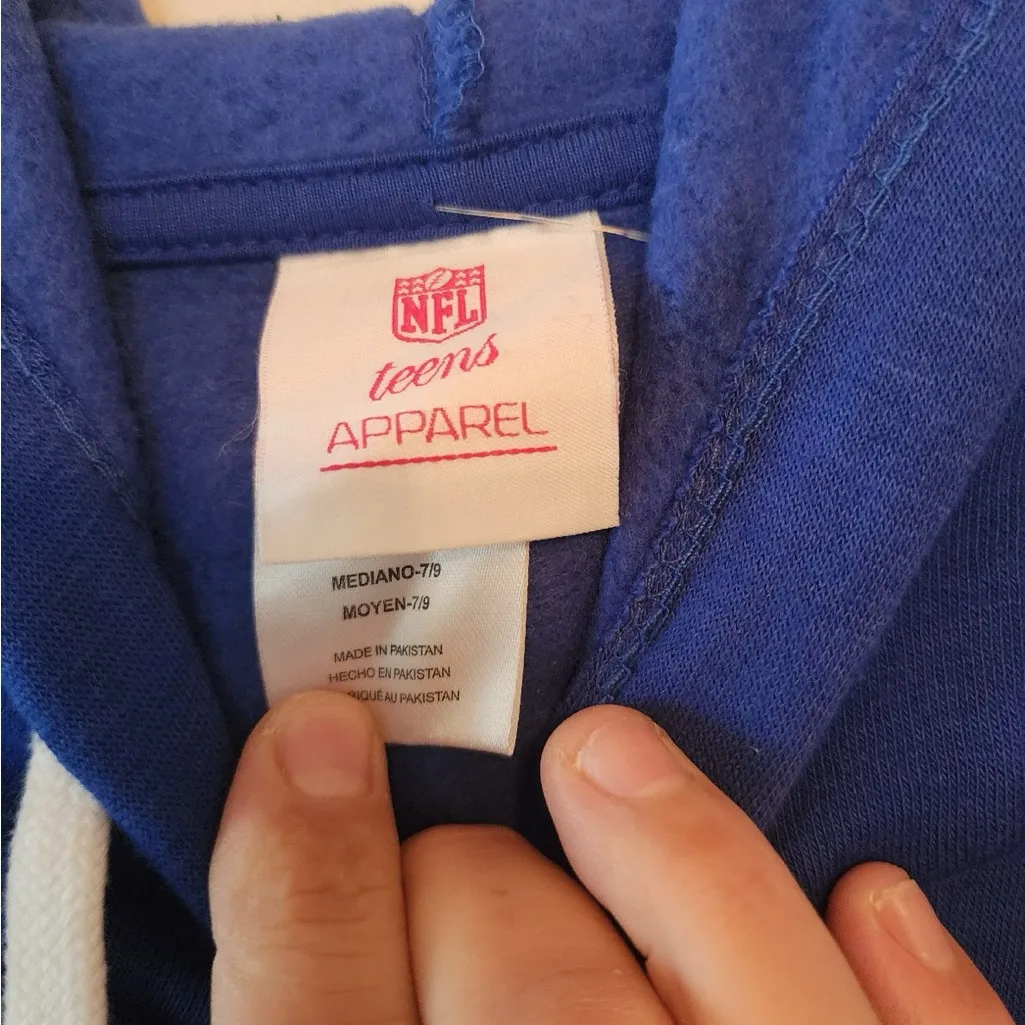Nfl new york giants oversized hoodie size juniors medium - Image 3