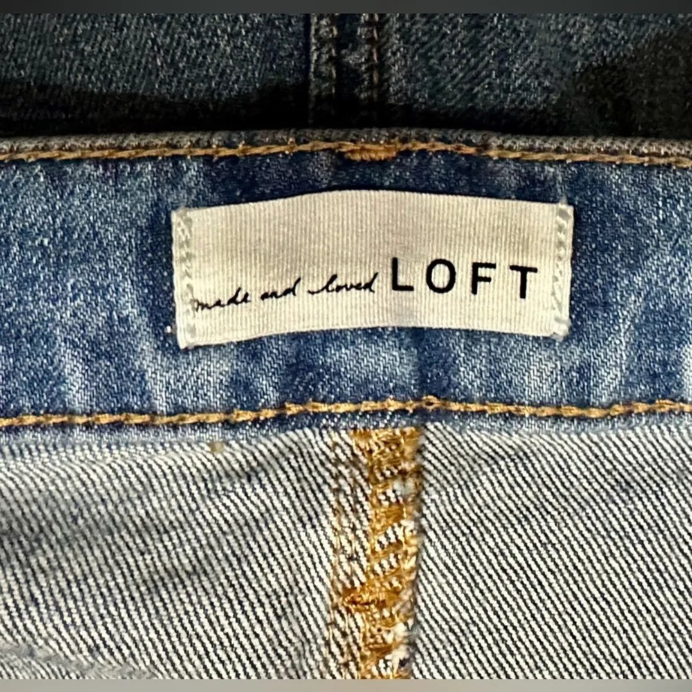 Loft  high rise boyfriend baggy mom jeans size 12/31 distressed - Image 8