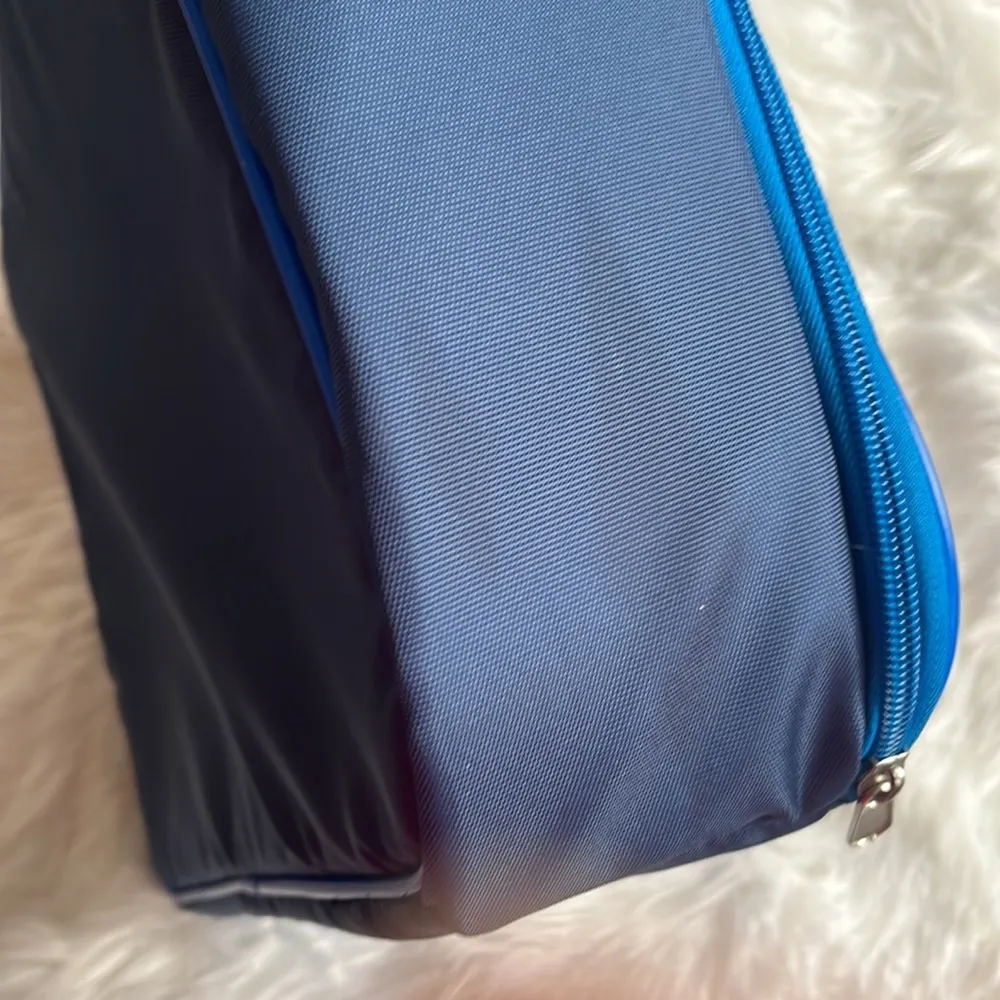 Disney  Infinity Marvel Superheroes messenger bag/weekend bag/school bag - Image 12