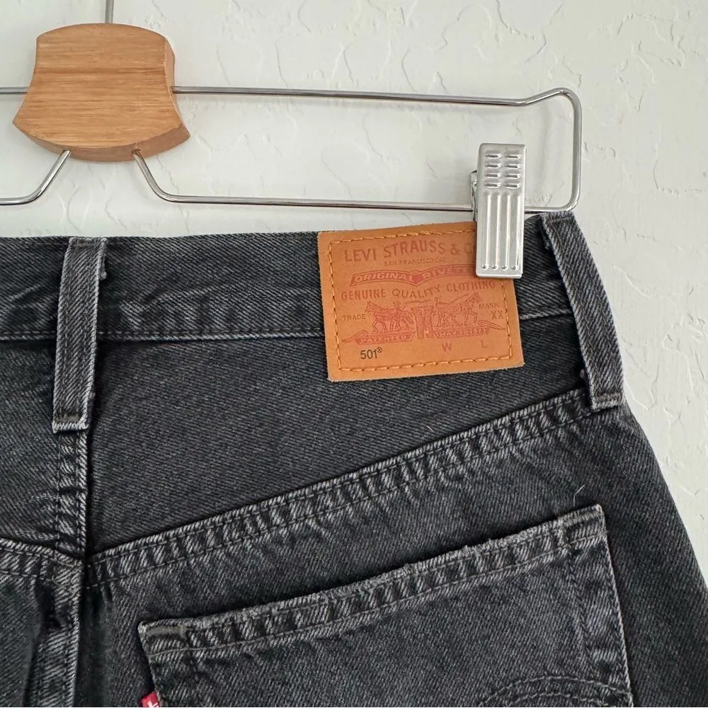 LEVI’S 501 Wise Up Black High Rise Original Denim Jeans Shorts Distressed Sz 26 - Image 12