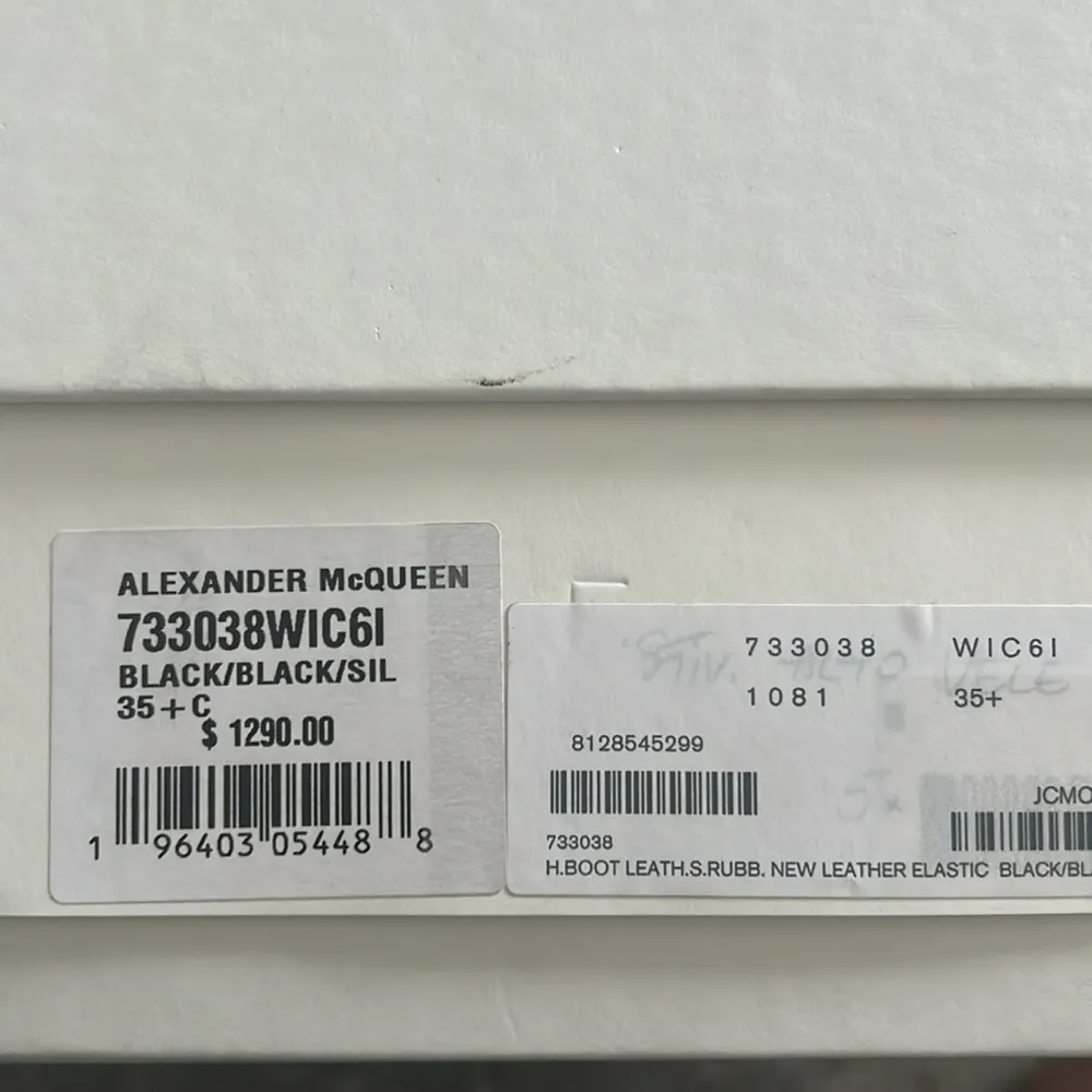 Alexander McQueen Tread Grommet Embellished Boots Black Size 35.5 NEW $1290 - Image 14