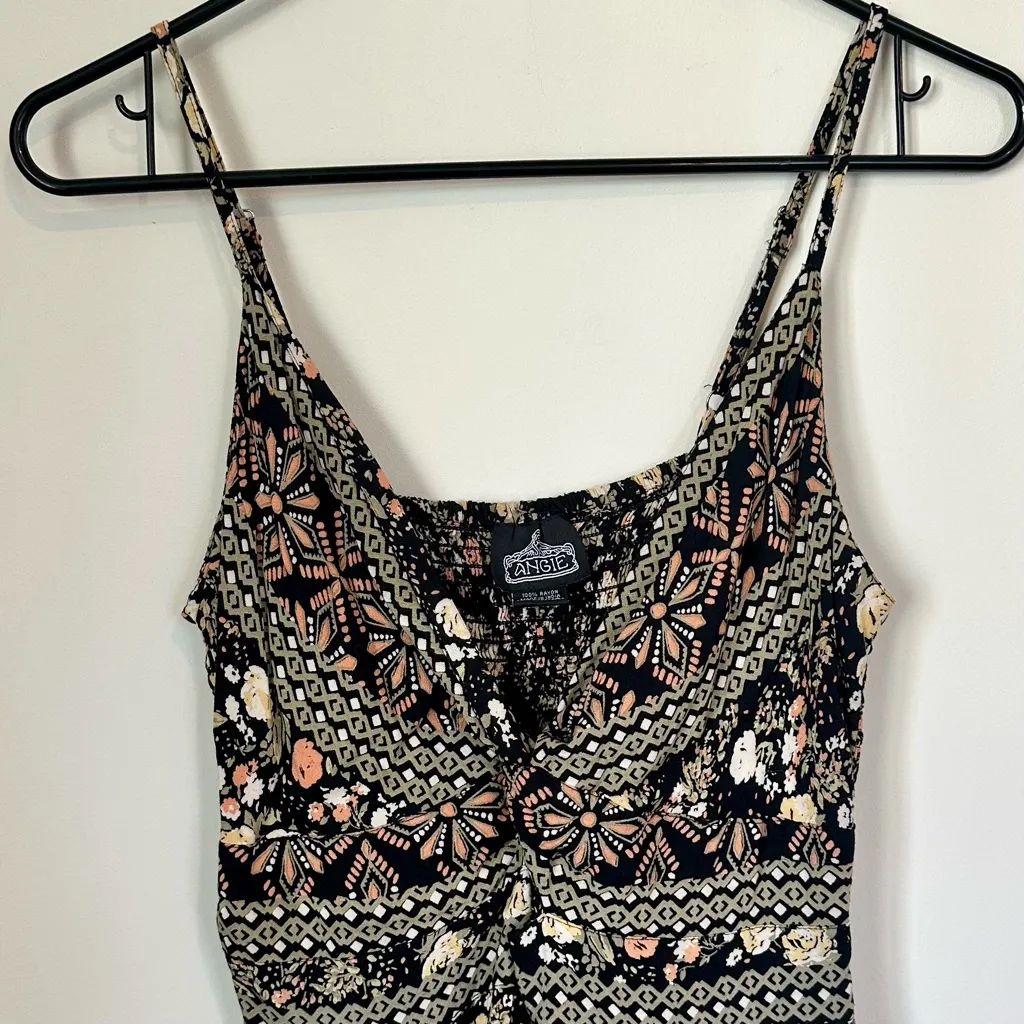 Angie Black Floral V-Neckline Front Knot Mini Dress - Size: Large - Image 3