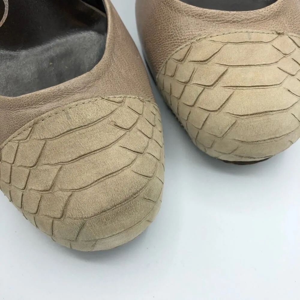 Tibi Tan Suede Pumps Wood Heels Womens 8 Cap Toe Snake Embossed Preppy Pumps - Image 7