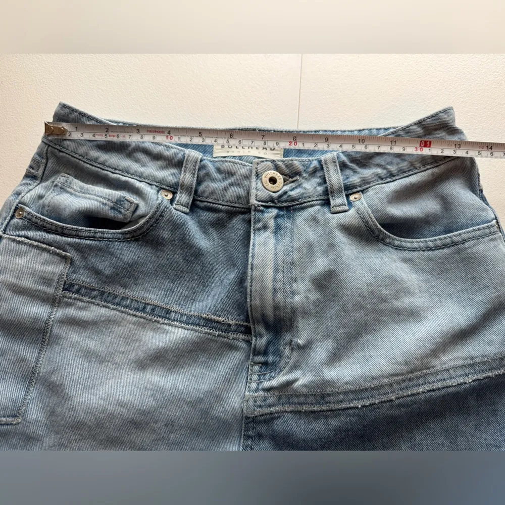 Bullhead Denim Patchwork Mom Shorts Size 9 Blue - Image 5