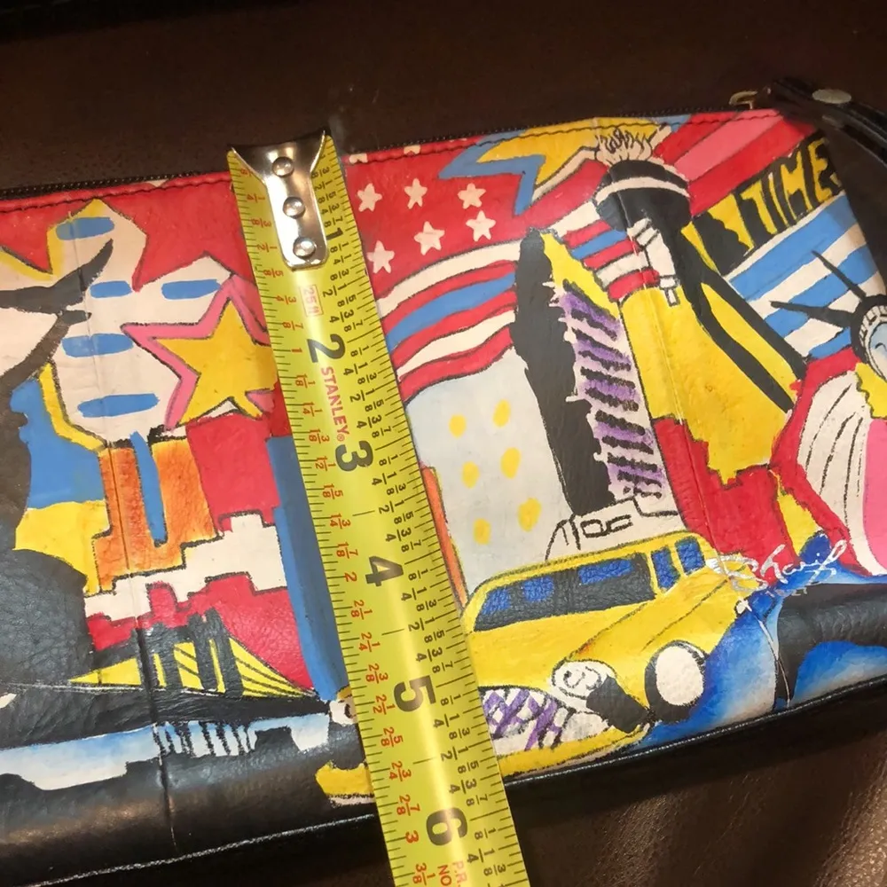 SHARIF New York City Landmarks Limited Edition Hand Painted Wristlet Clutch Black - Image 12