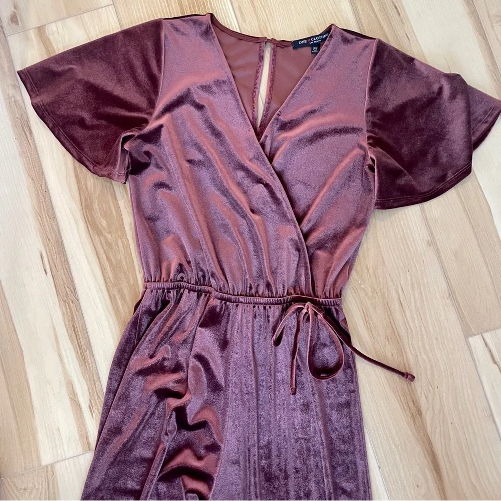 One Clothing Los Angeles Burgundy￼ Velvet Jumper Romper XS With Side Tie - Image 5