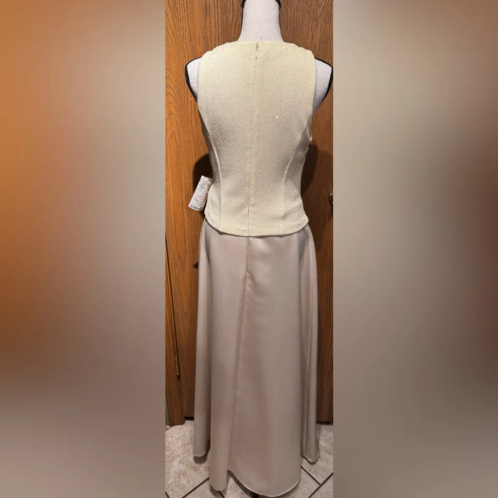 Patra Women’s Ivory with Silver& Gold GlitterTop Full Length Formal Evening Gown Tan Size 8 - Image 2