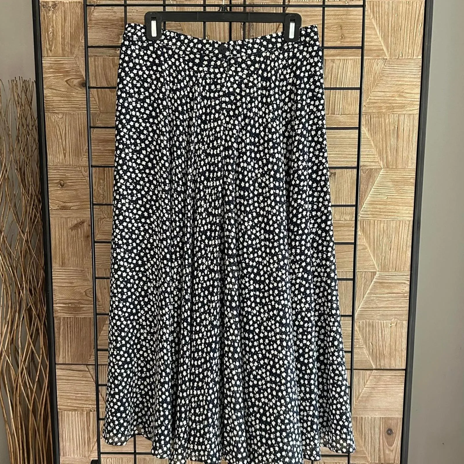 Vintage Jaeger Skirt Sz 14 Navy Blue & White Floral Maxi Cottagecore - Image 2