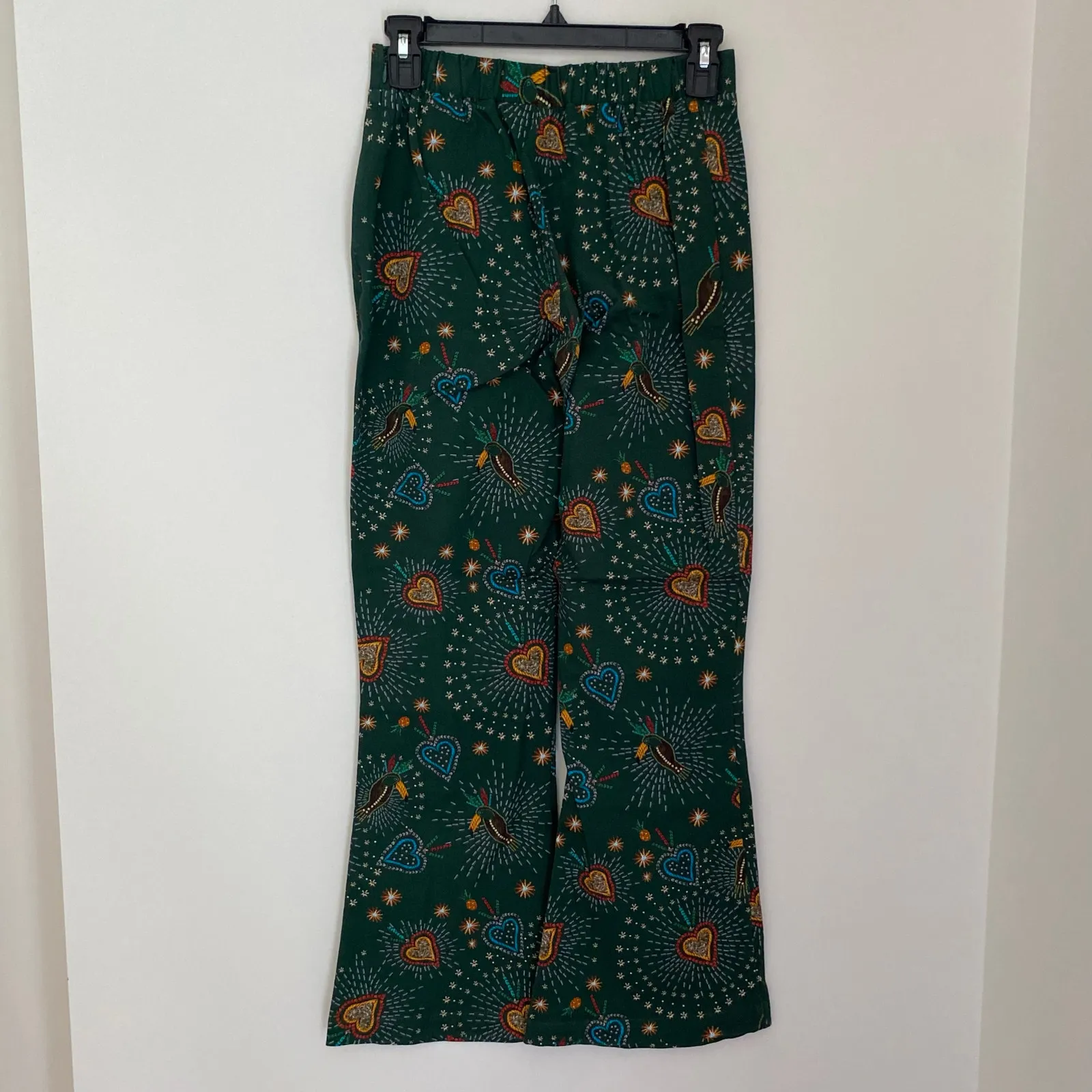 Anthropologie Farm Rio Fernanda Flared Pants Green Toucan Bird Tropical XS - Image 4
