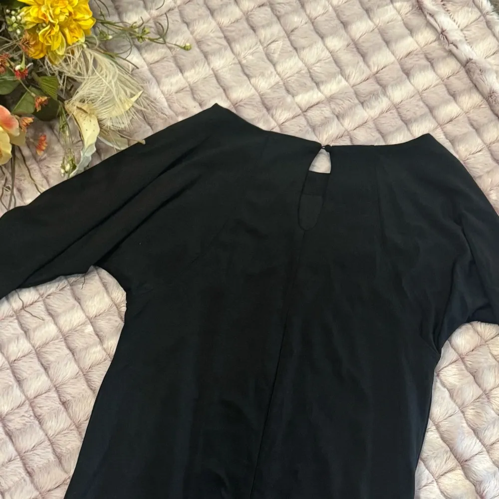 Versona Chic Black 3/4 Sleeve Dress Size S - Image 3