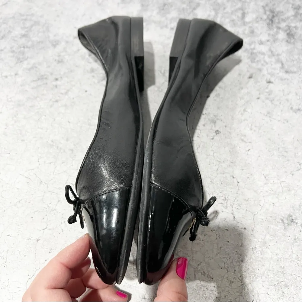 Tory Burch CAP-TOE BALLET Flat Black Leather Emblem Slip On Size 9.5 - Image 4