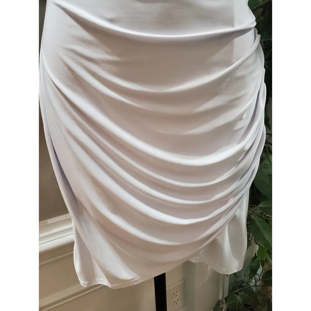 Pretty Little Thing Women's White V-Neck Long Sleeve Knee Length Dress Size 8 - Image 4